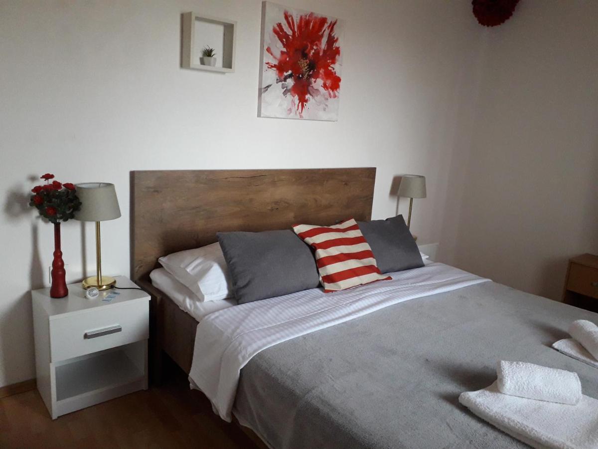 Apartman "Rosa" Водице Екстериор снимка